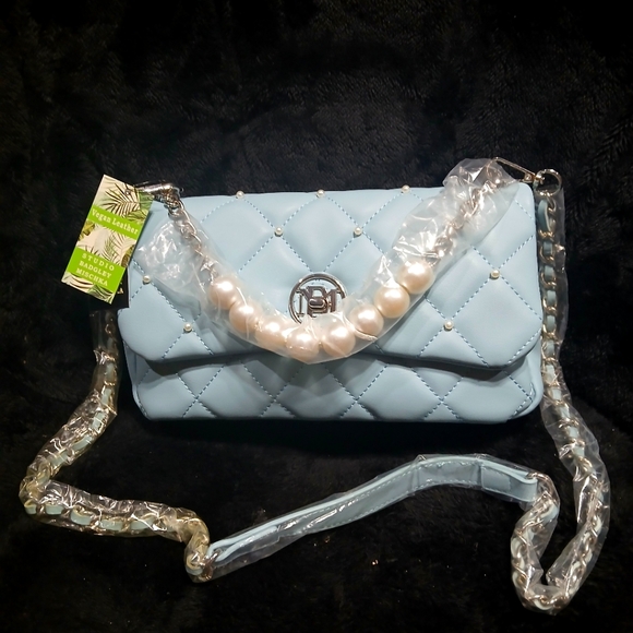 Badgley Mischka Handbags - NWT Badgley Mischka baby blue crossbody